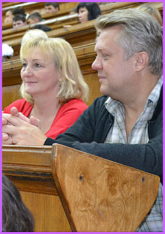 Демь знань