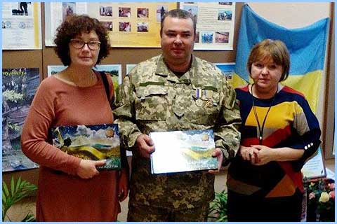 волонтер